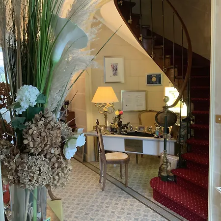 Victoria Arromanches Panzió 4*