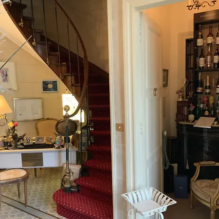 Victoria Arromanches Couette-café 4*