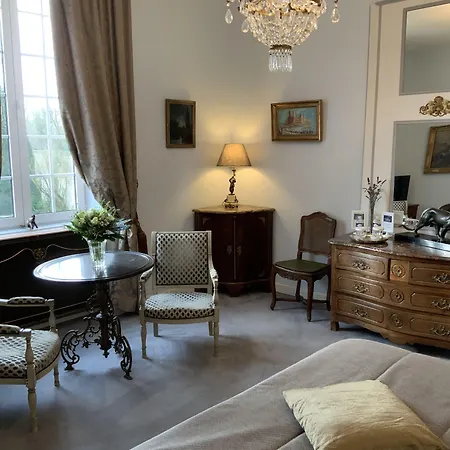 Victoria Arromanches Bed & Breakfast 4*