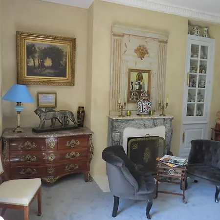 Victoria Arromanches Bed & Breakfast *