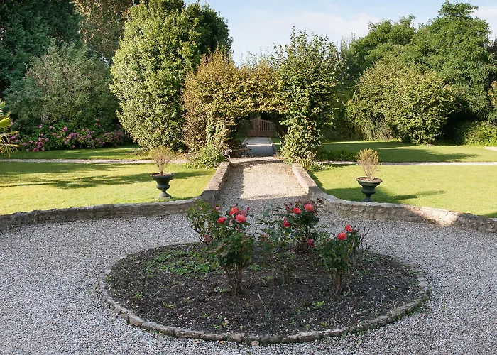 Victoria Arromanches Bed & Breakfast