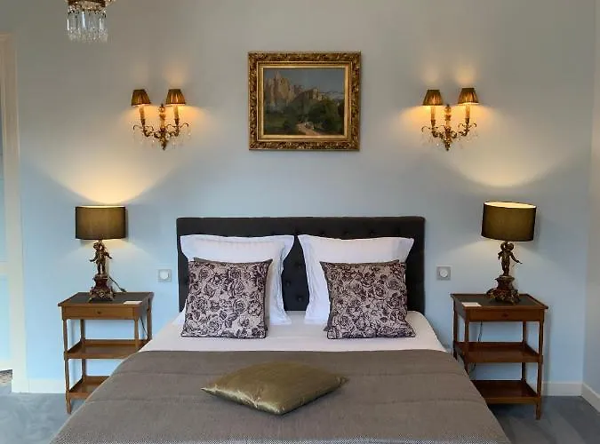 Victoria Arromanches Bed & Breakfast 4*