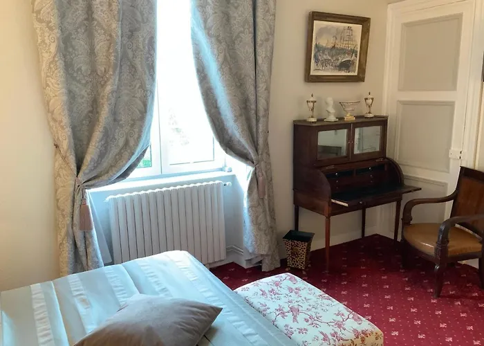 Victoria Arromanches Bed & Breakfast 4*